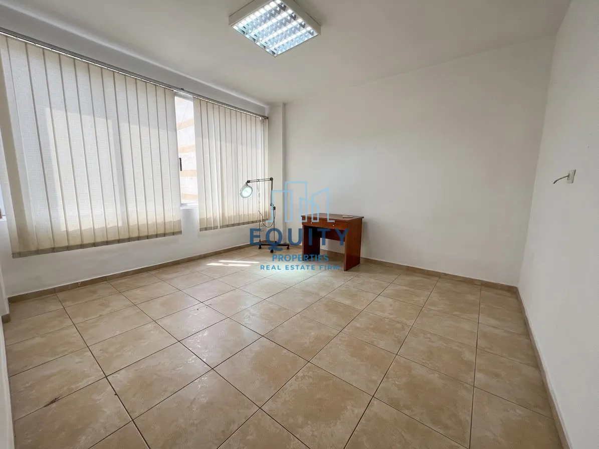 Office for rent in Jal el Dib