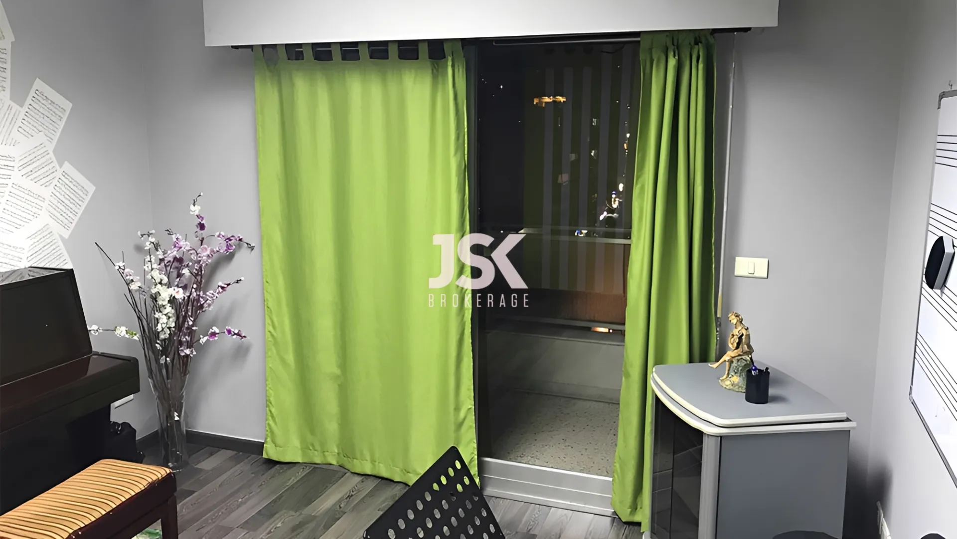Office for Rent in Jdeideh