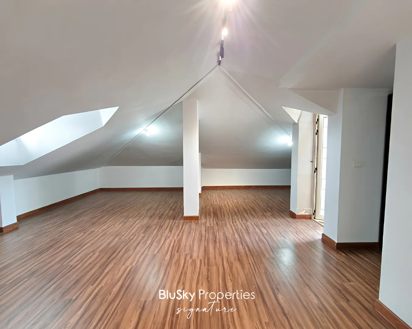 Apartment for rent in Baabdat