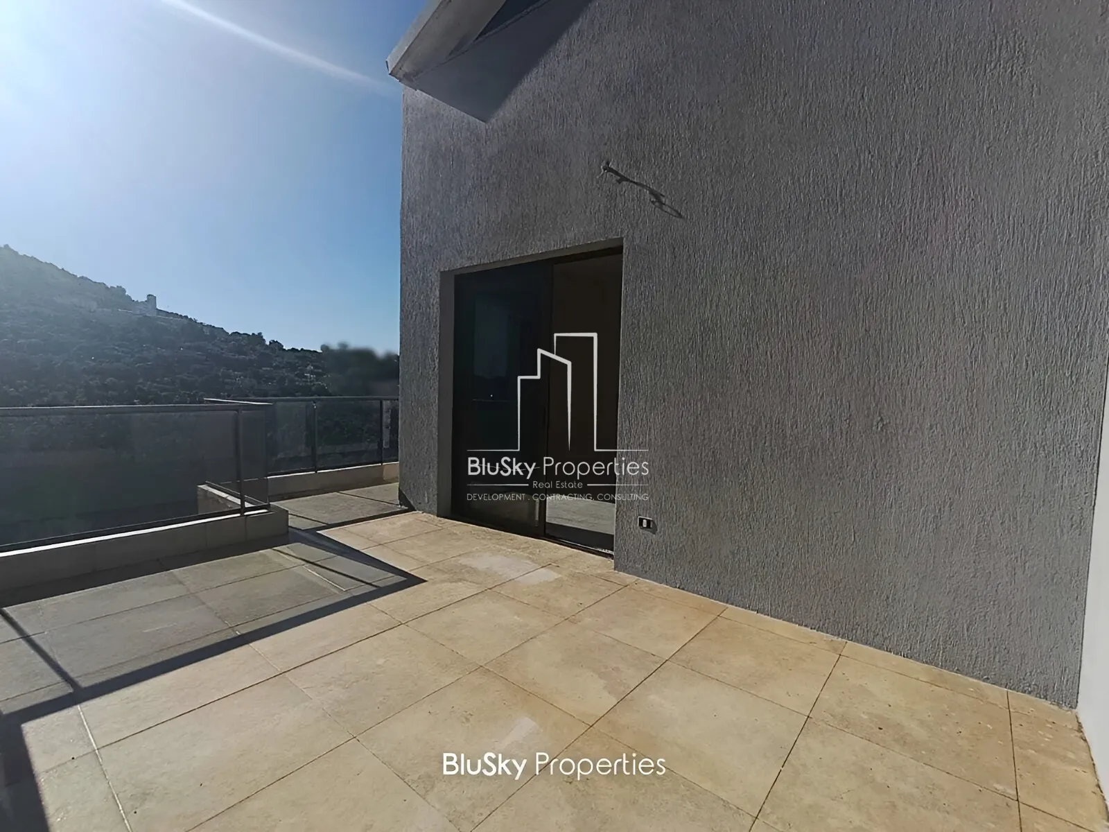 Apartment for Sale in Ghedress - 3 bed, 2 bath