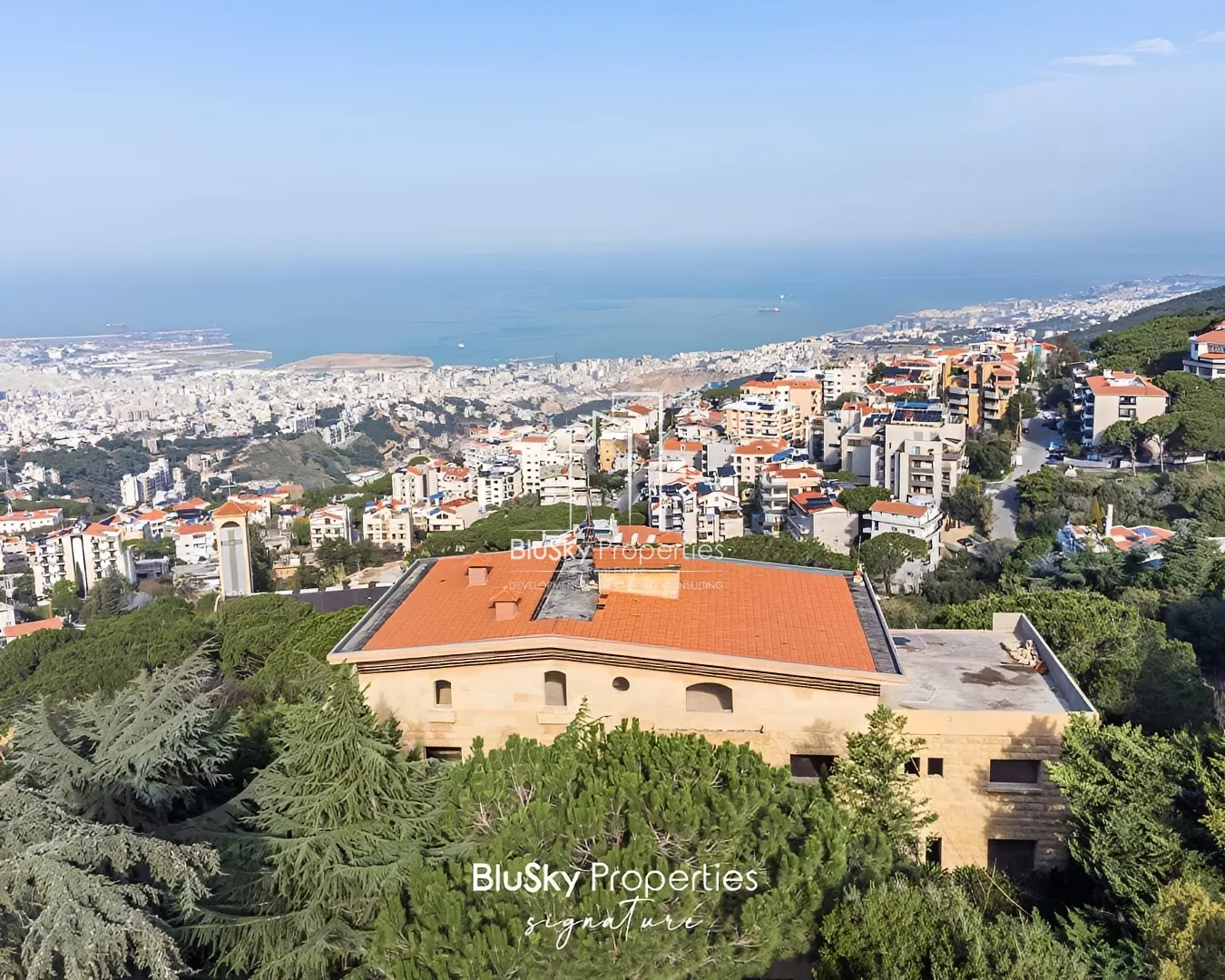 Villa for Sale in Beit Meri - 8 bed, 10 bath