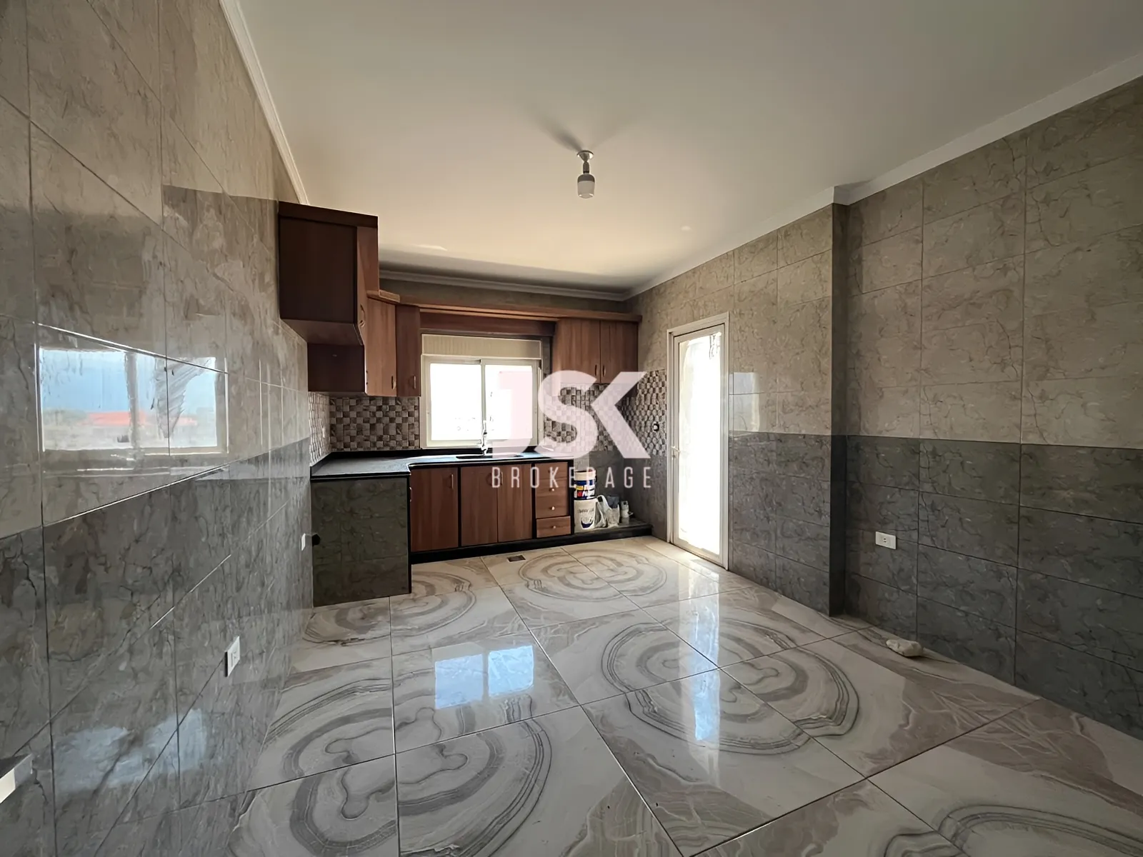 Apartment for Sale in Koura