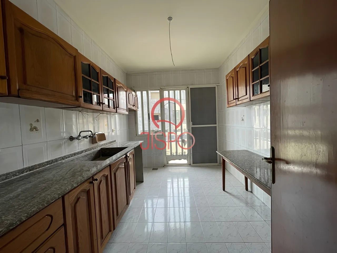 Apartment for Sale in Qornet El Hamra