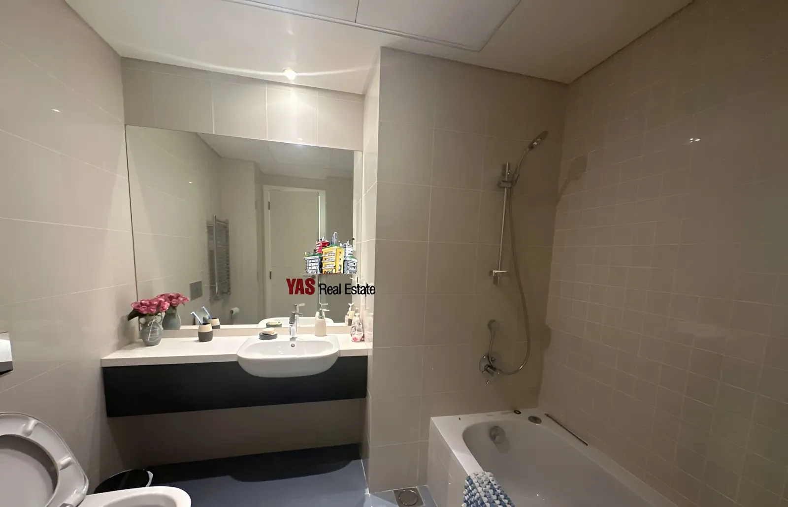 Apartment for Rent in Dbayeh - 3 bed, 4 bath