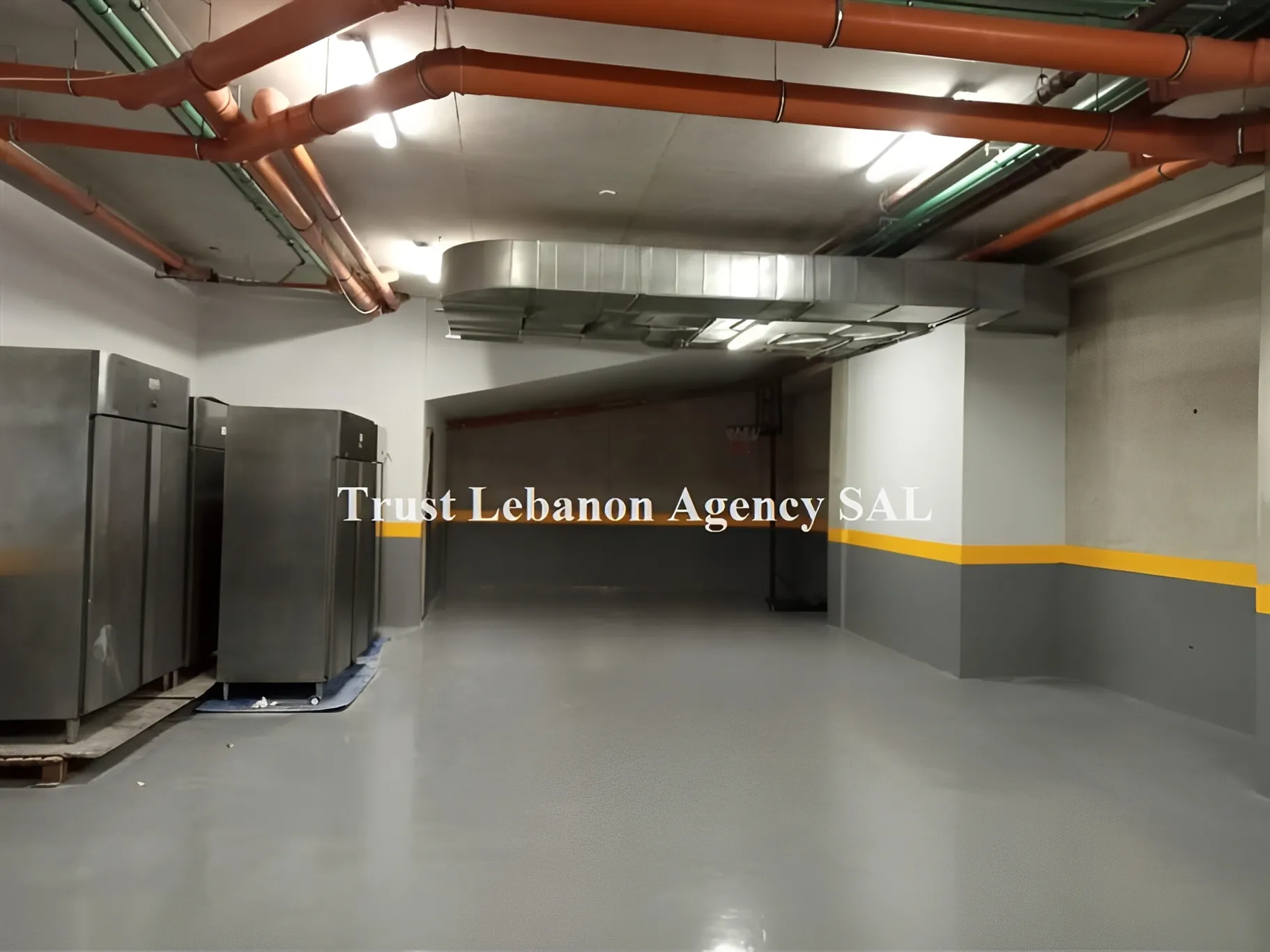 Shop for sale in Achrafieh, Jeitaoui