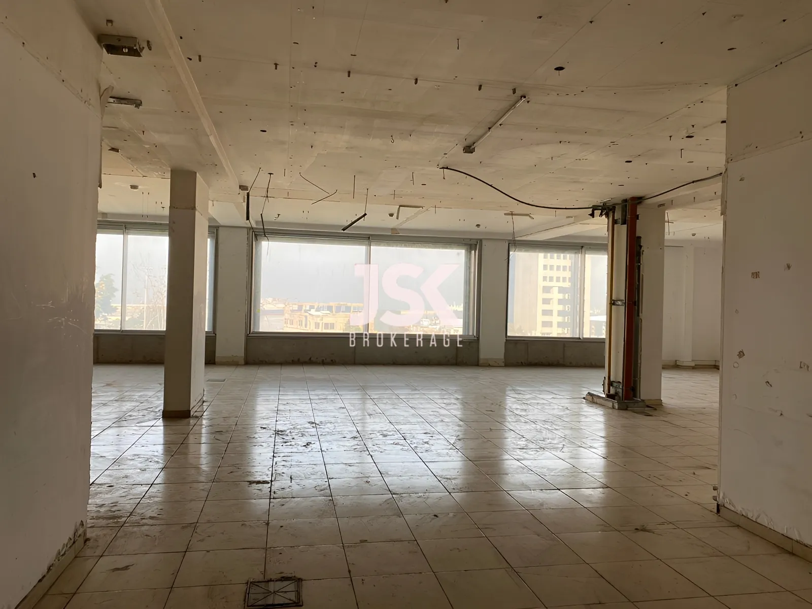 Office for Rent in Achrafieh