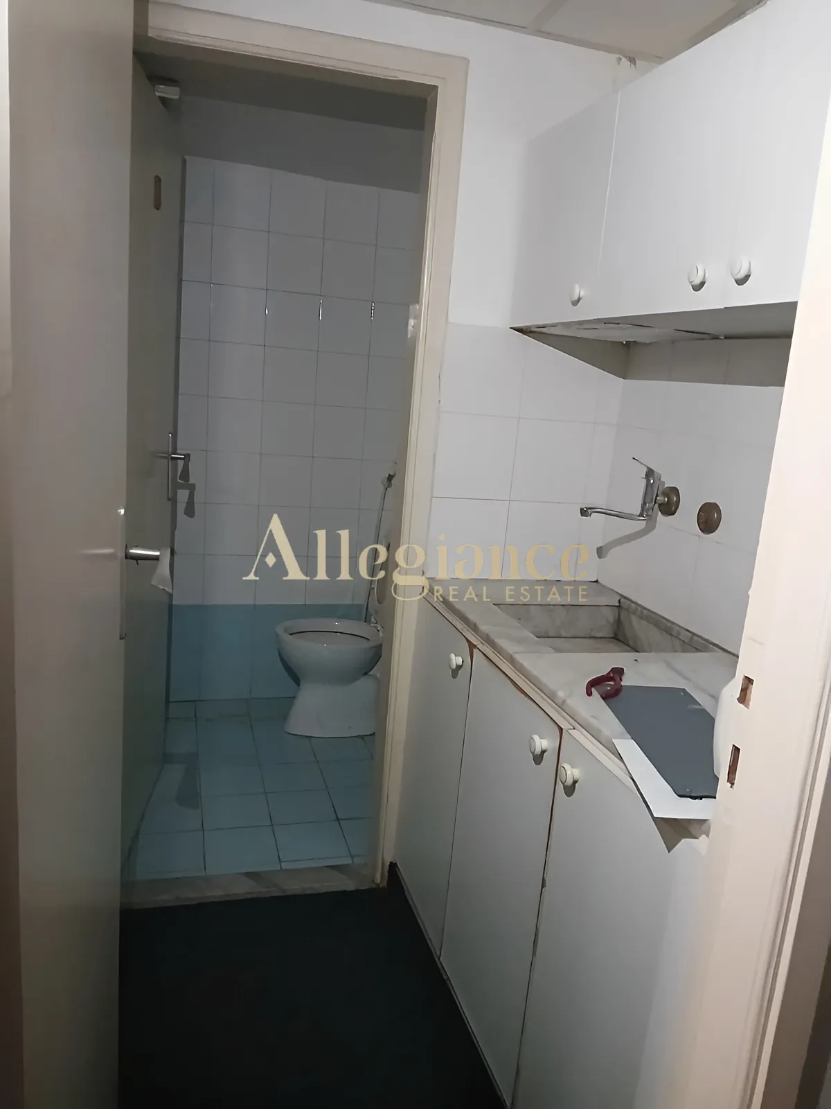 Office for rent in Jdeideh