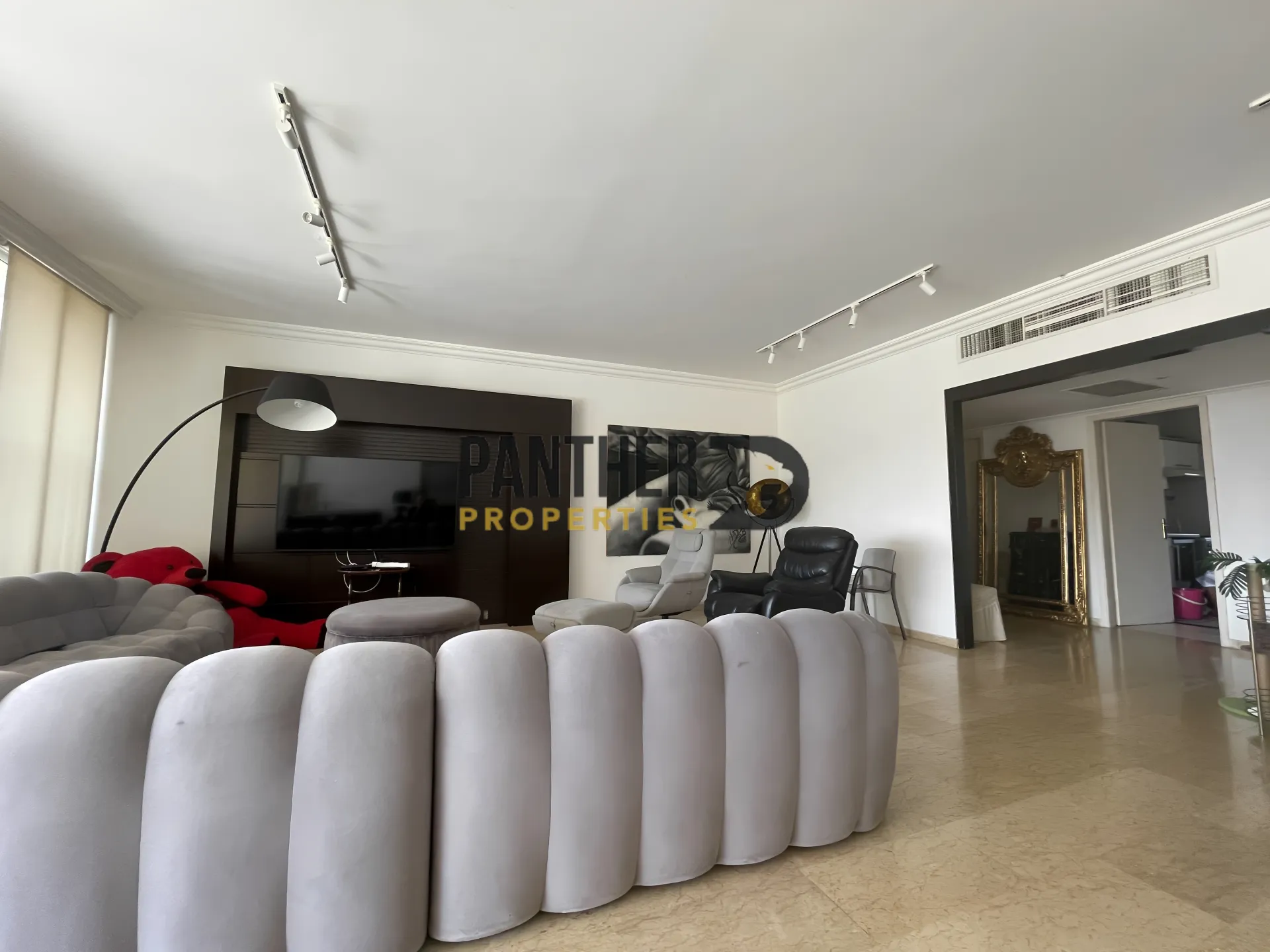Apartment for sale in Sahel Aalma