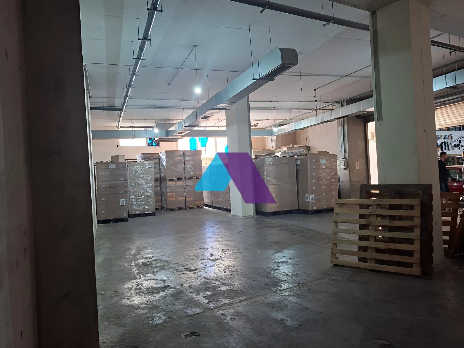 Warehouse for sale in Mazraat Yachoua