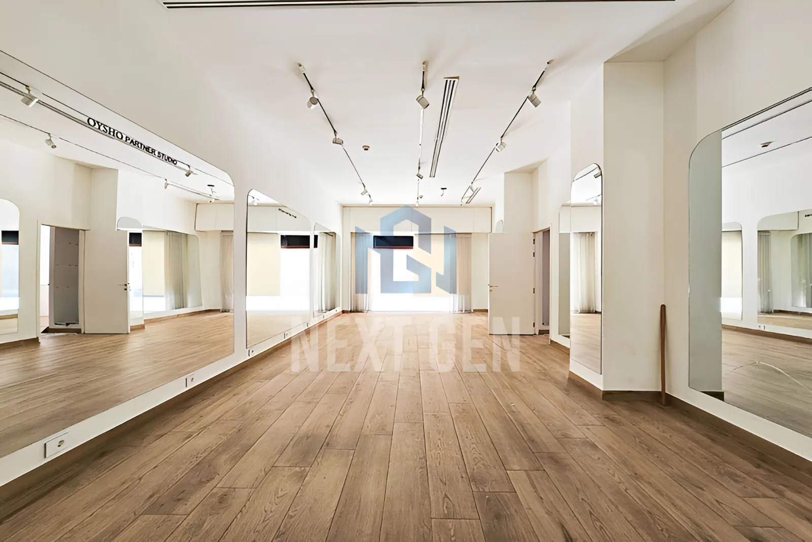 Shop for Rent in Downtown