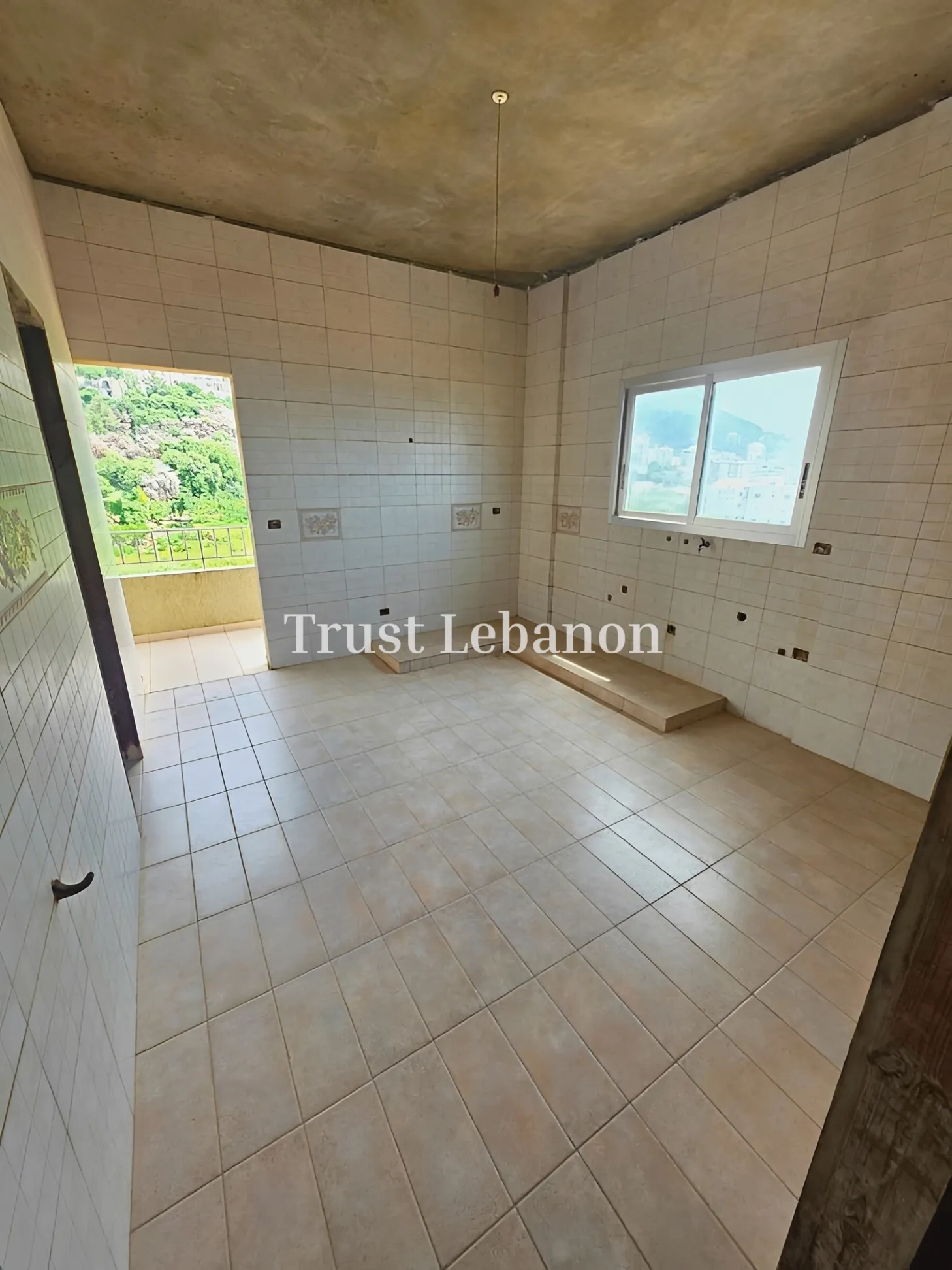 Apartment for sale in Haret Sakher, Lebanon