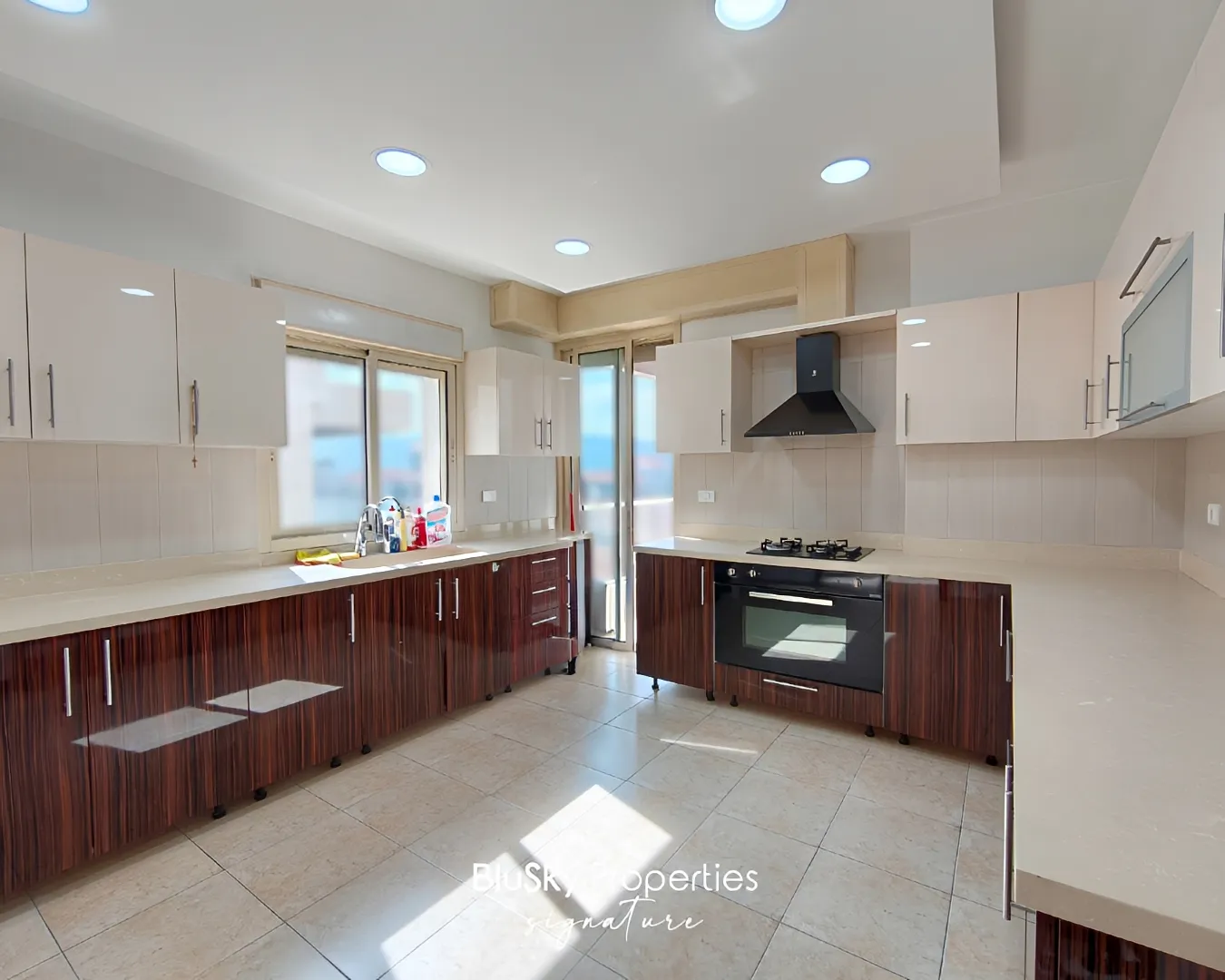 Apartment for rent in Baabdat