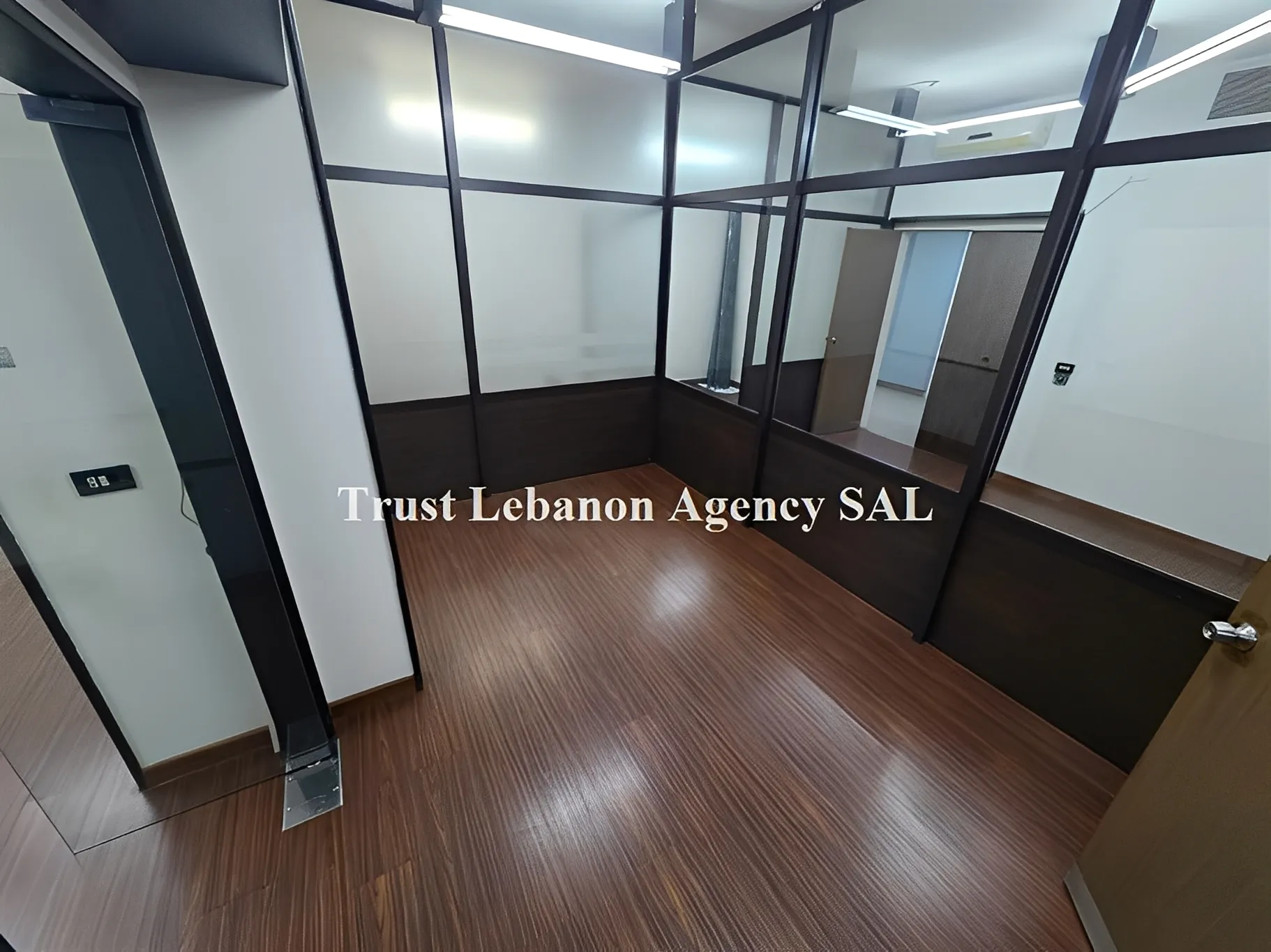 Office for rent in Metn, Horsh Tabet