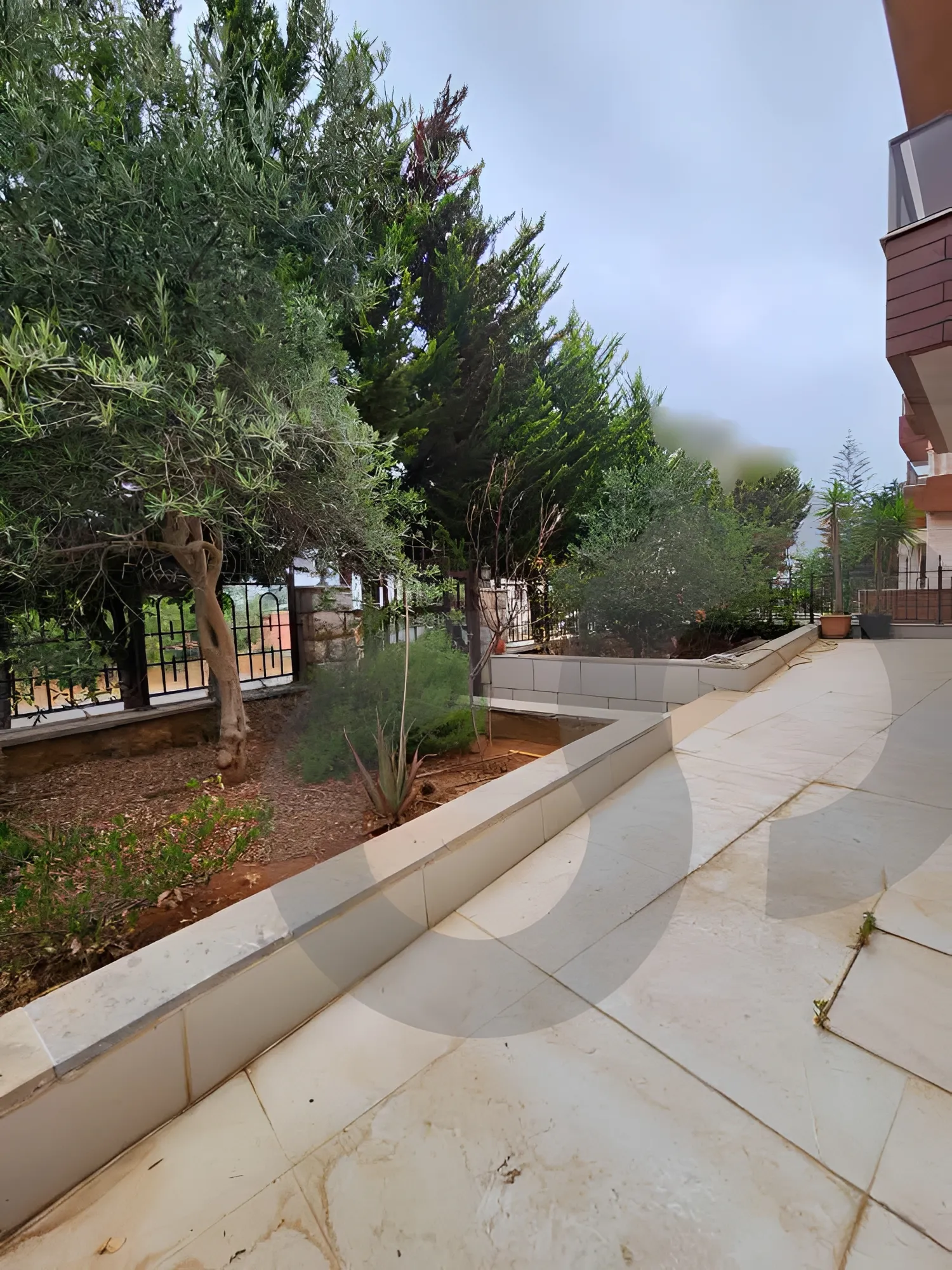 Villa for Sale in Cornet Chahwan - 7 bed, 10 bath