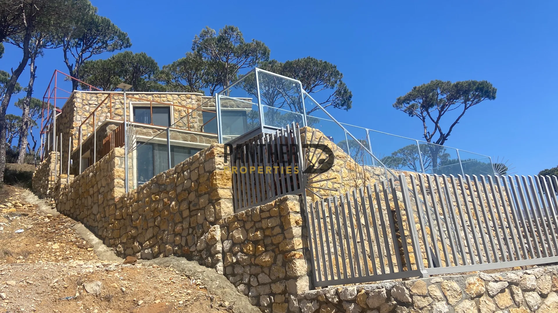 Chalet for sale in Qaaqour