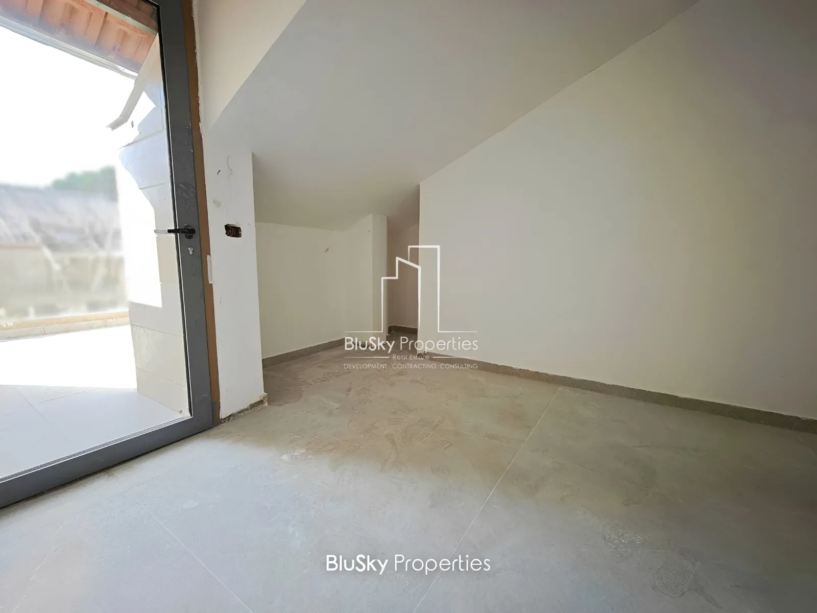 Apartment for Sale in Beit Meri