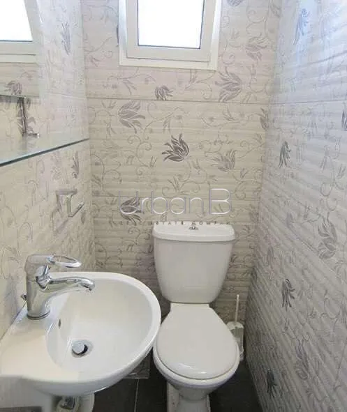 Apartment for rent in Geitawi, beirut, lebanon