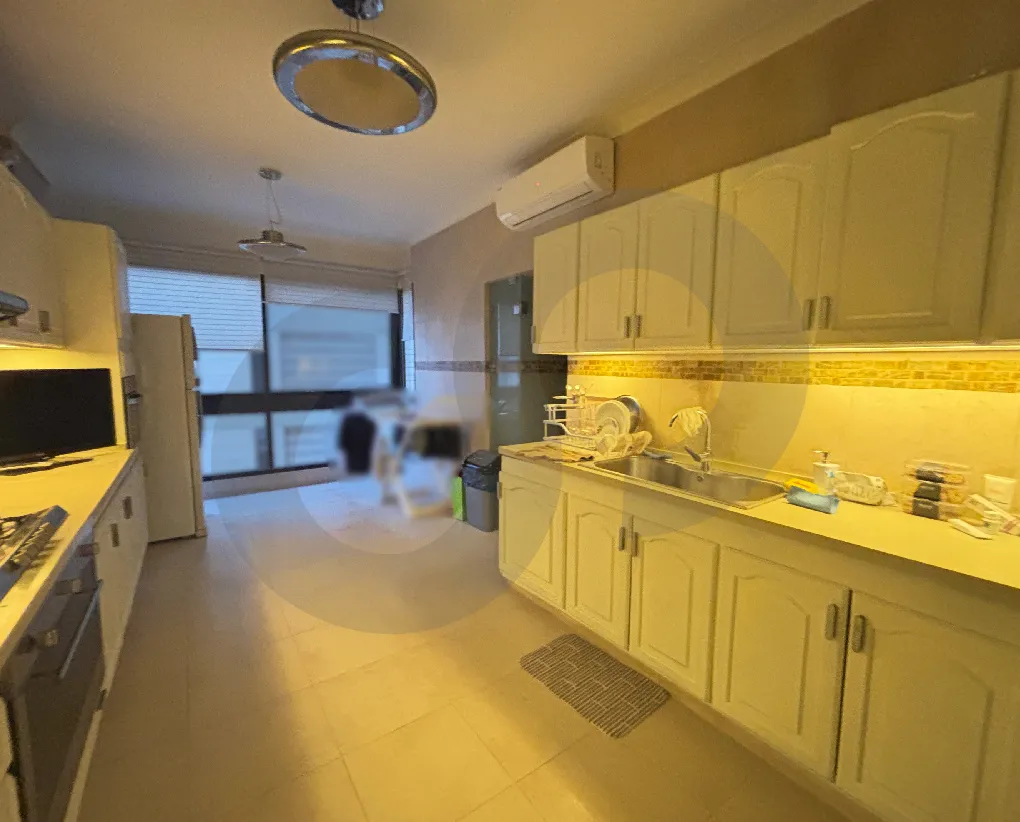 Building for Sale in Ain Al Mraiseh