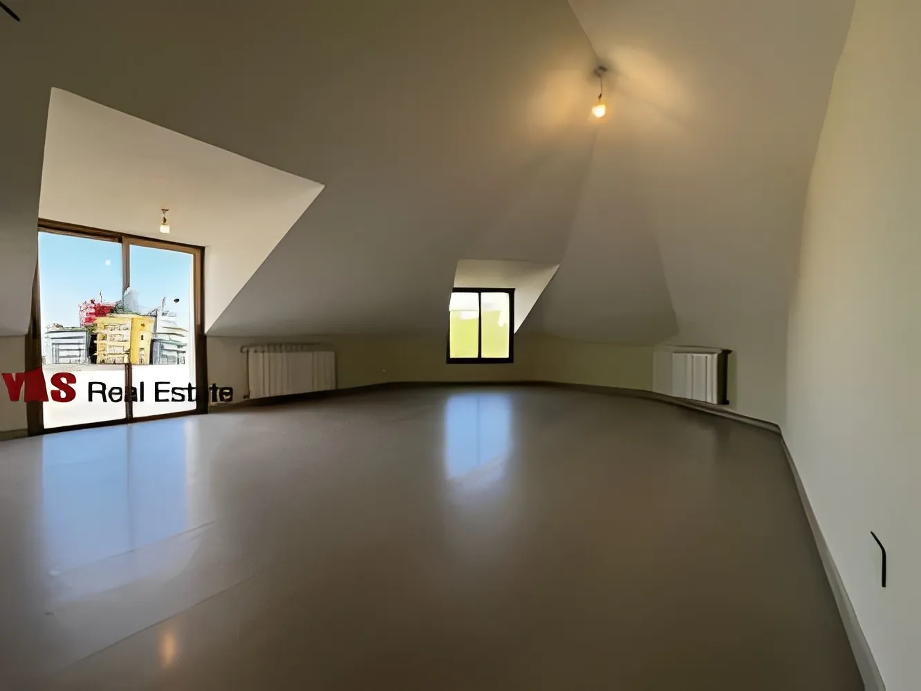 Apartment for Rent in Ballouneh
