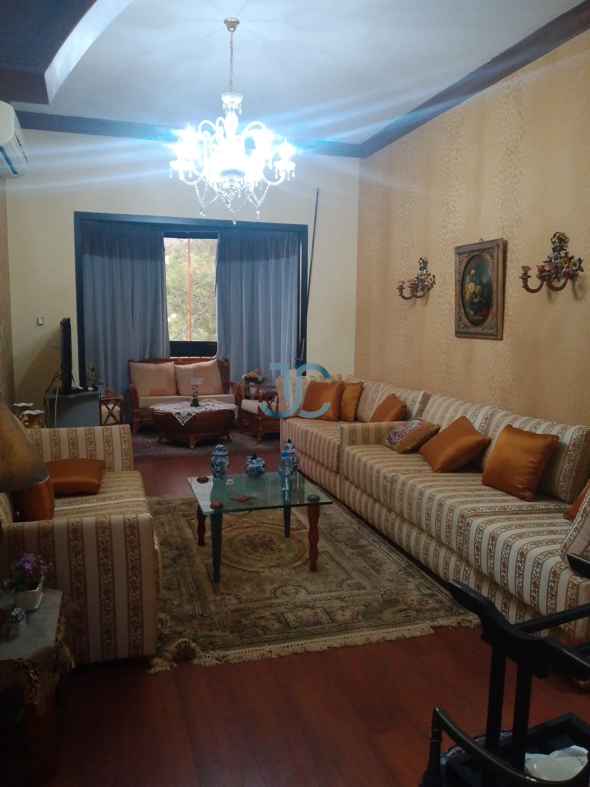 Apartment for sale in Haret Sakher