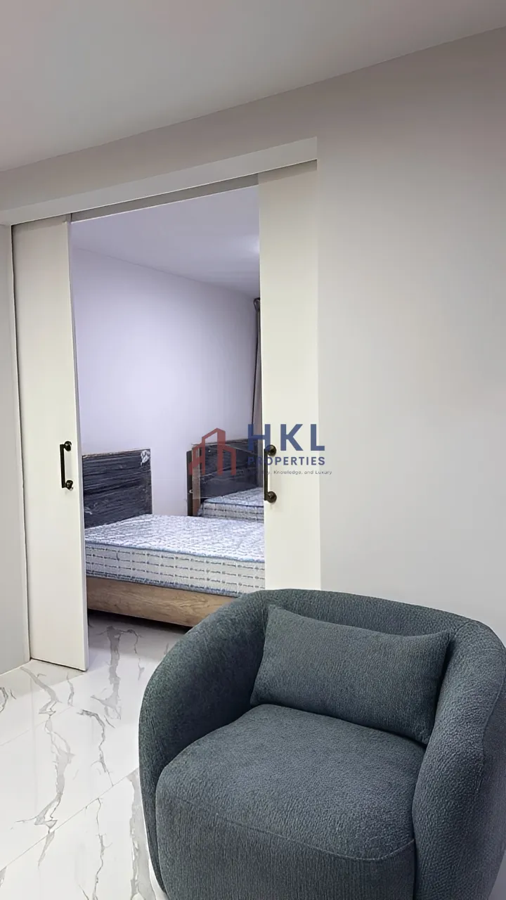 Apartment for rent in Kraytem, Beirut, Lebanon - 2 bed, 2 bath