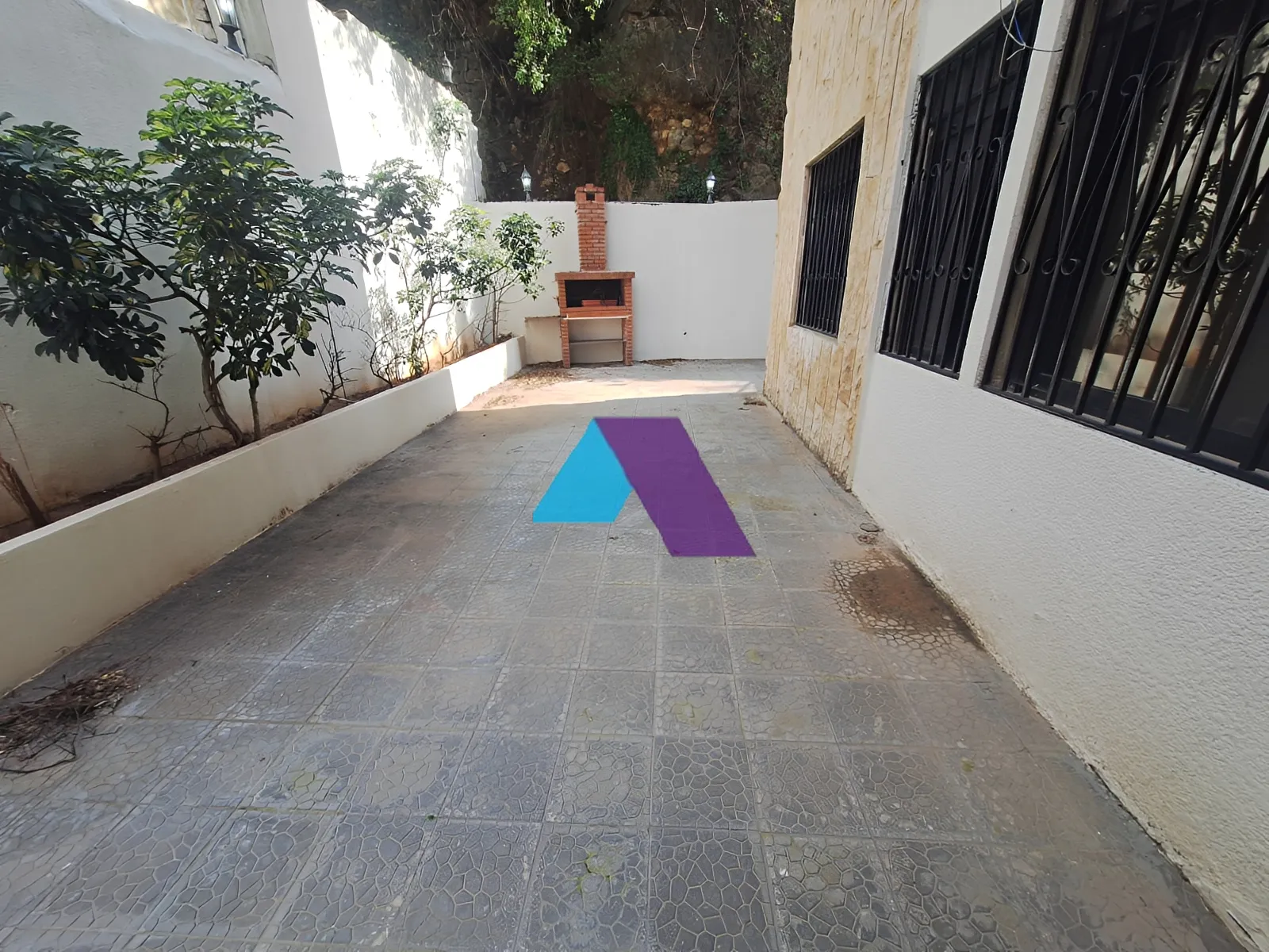 Apartment for Sale in Ain Saadeh - 4 bed, 3 bath