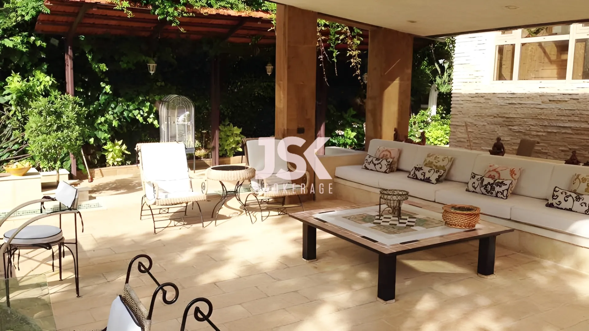 Villa for Sale in Jouret El Ballout, Lebanon