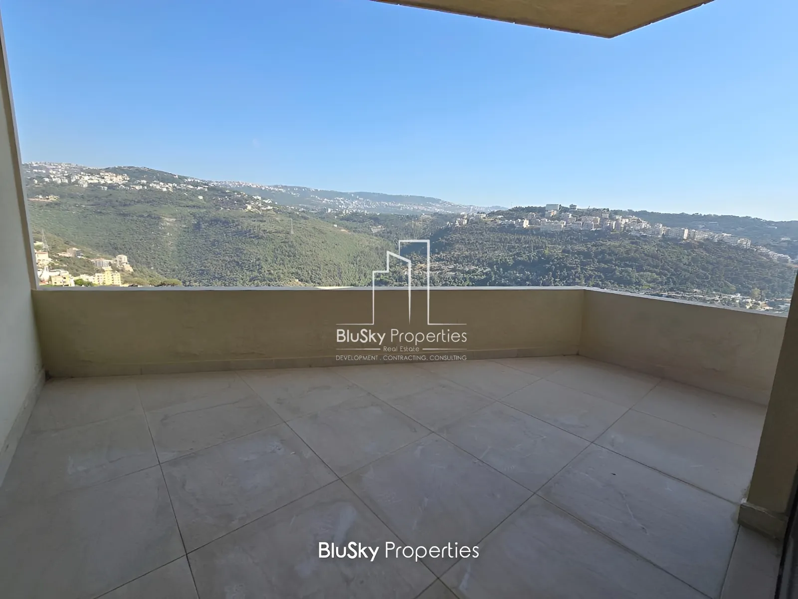 Apartment for Sale in Mansourieh - 3 bed, 2 bath