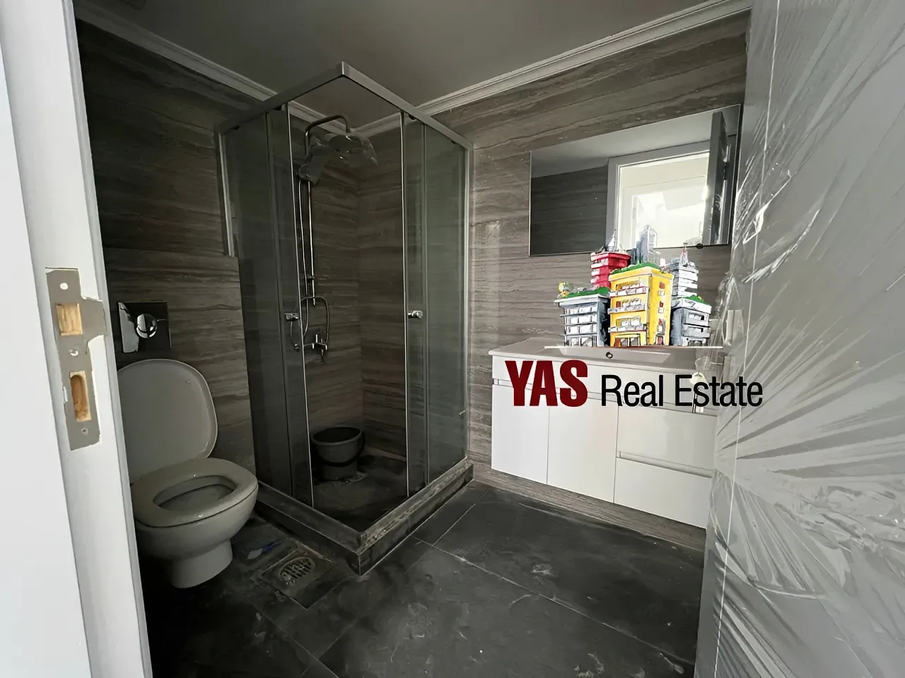 Apartment for Sale in Jouret Ballout - 3 bed, 4 bath