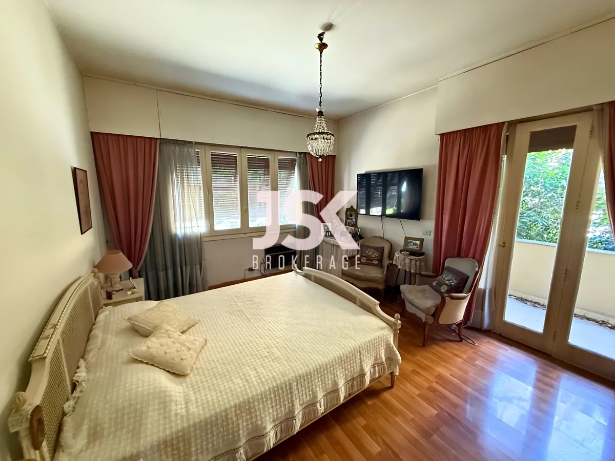 Apartment for Sale in Caree d'or, Achrafieh, Beirut, Lebanon