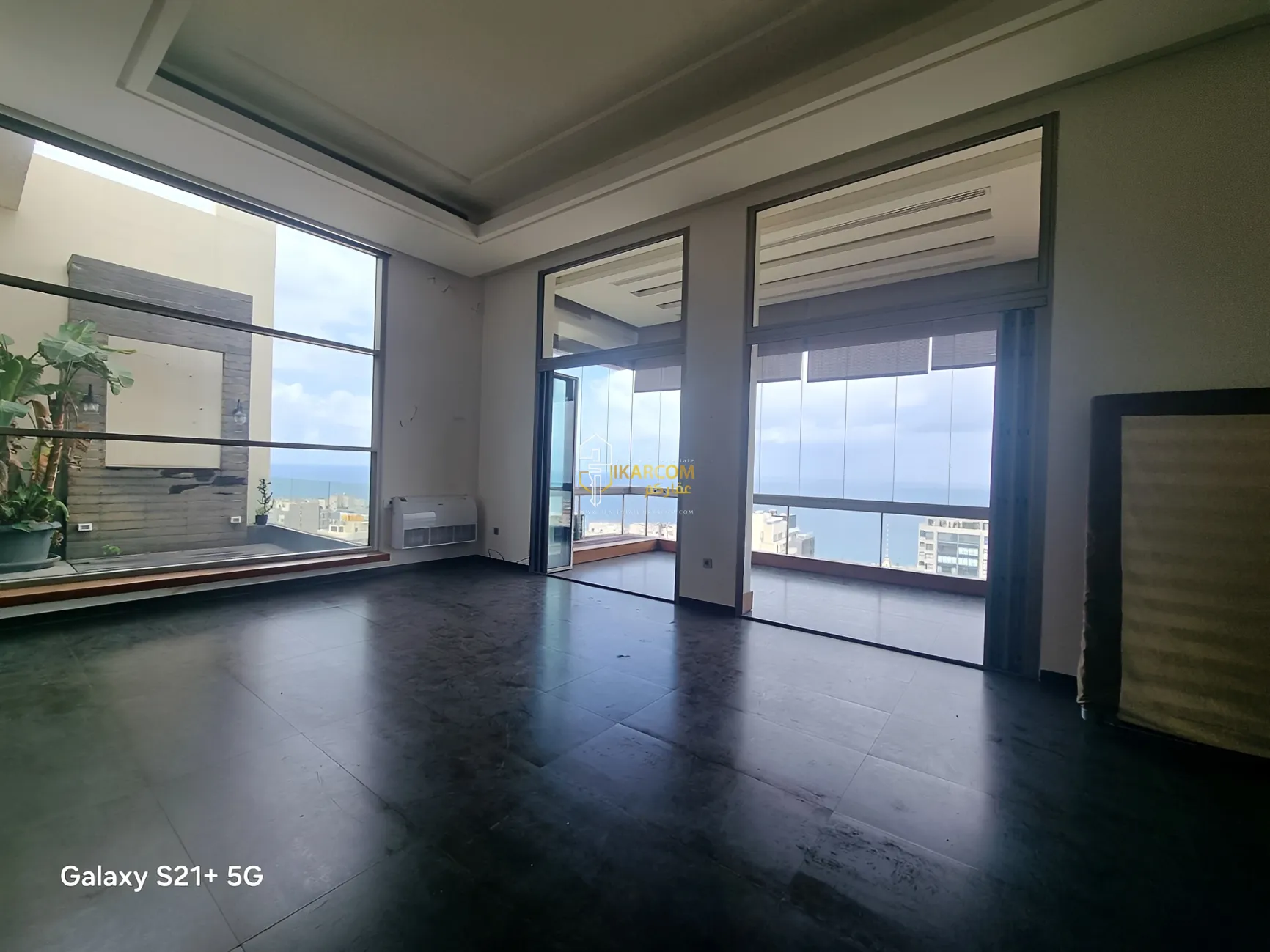Apartment for sale in Jeanne Darc, Bayrut, Lebanon - 3 bed, 4 bath