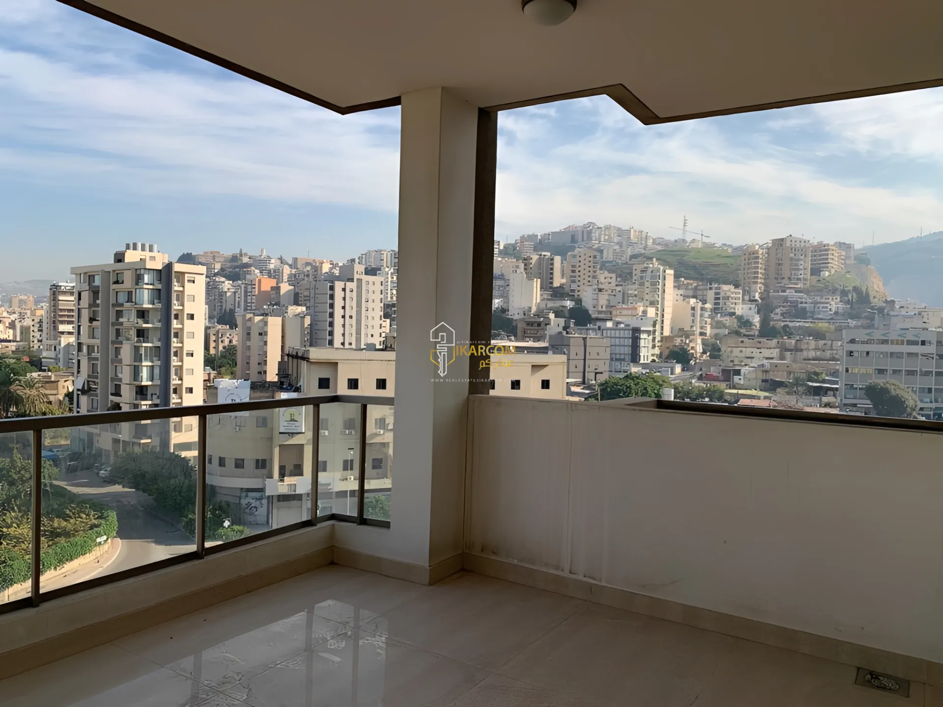 Apartment for Sale in Jdeideh - 3 bed, 4 bath
