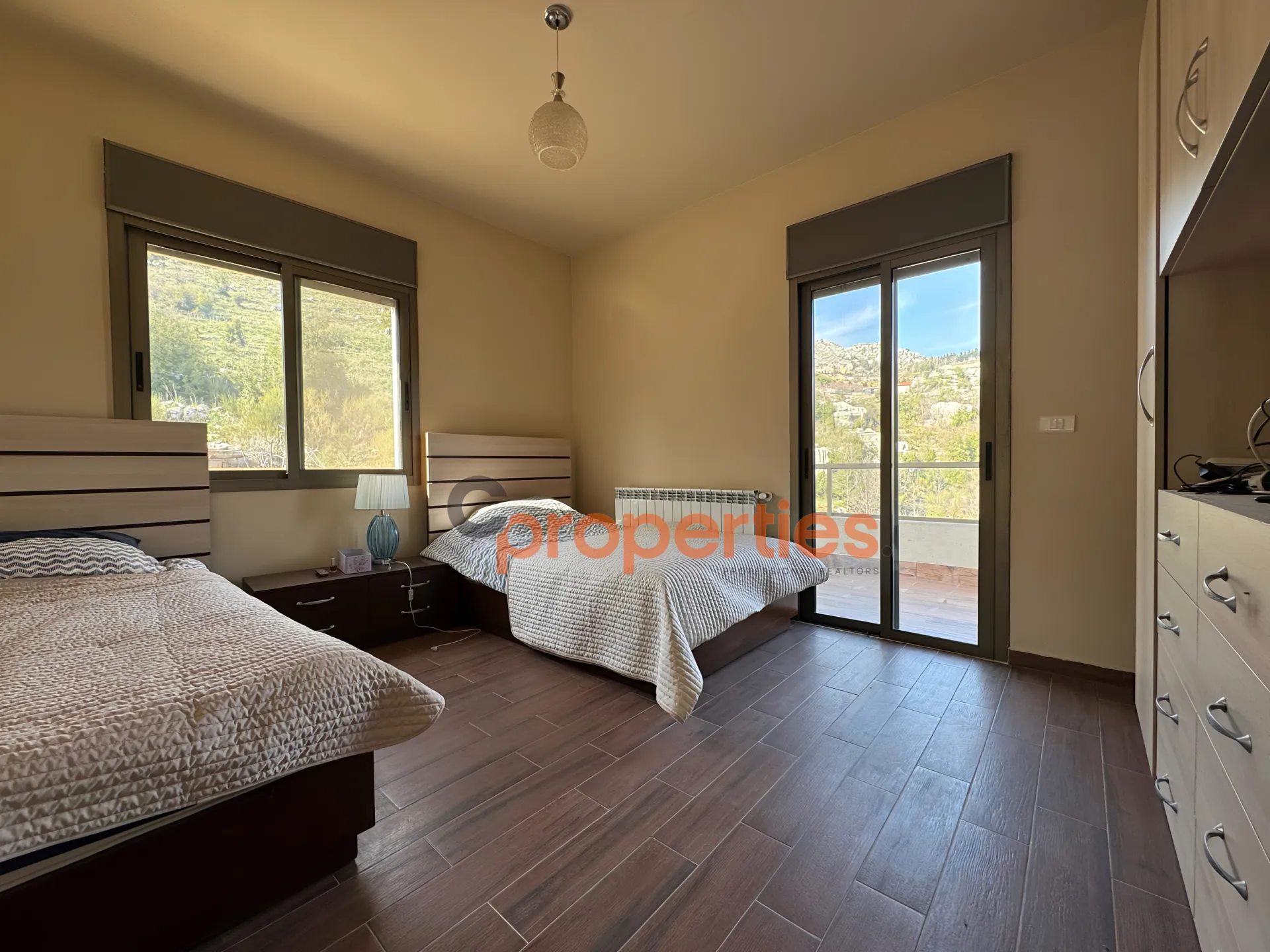 Villa for Sale in Aachqout