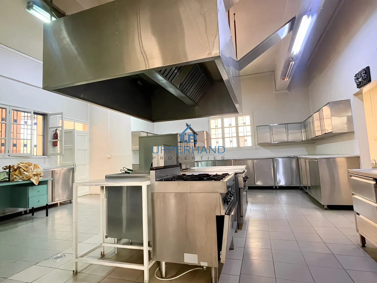 Industrial Unit for Rent in Sassine, Bayrut, Lebanon