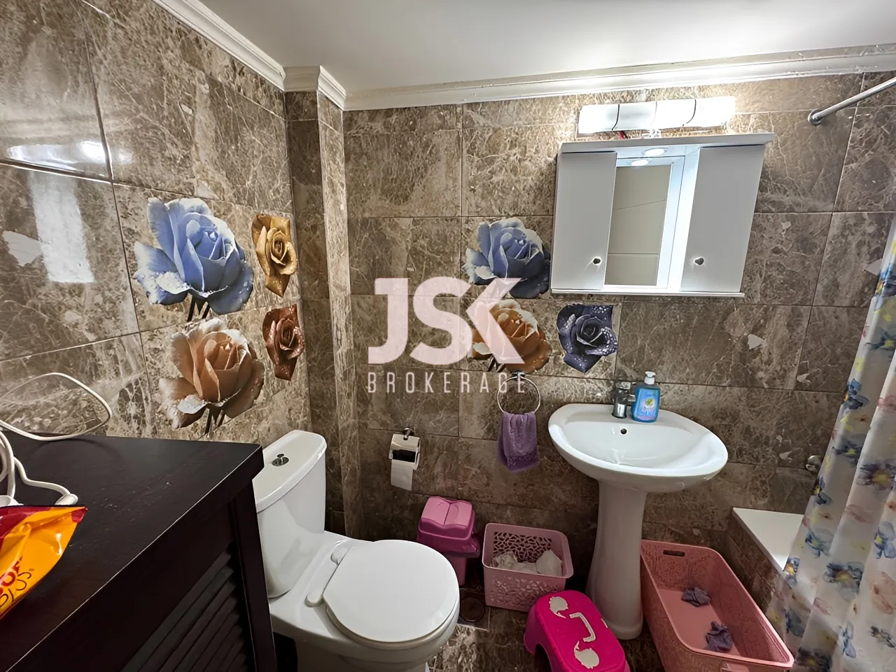 Apartment for Sale in Aicha Bakkar