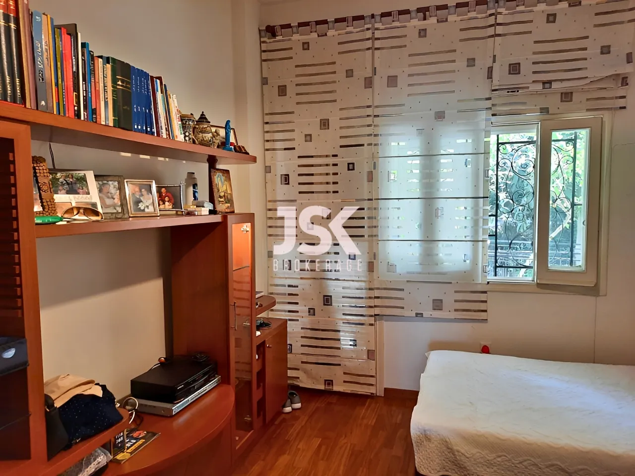 Apartment for Rent in Ballouneh