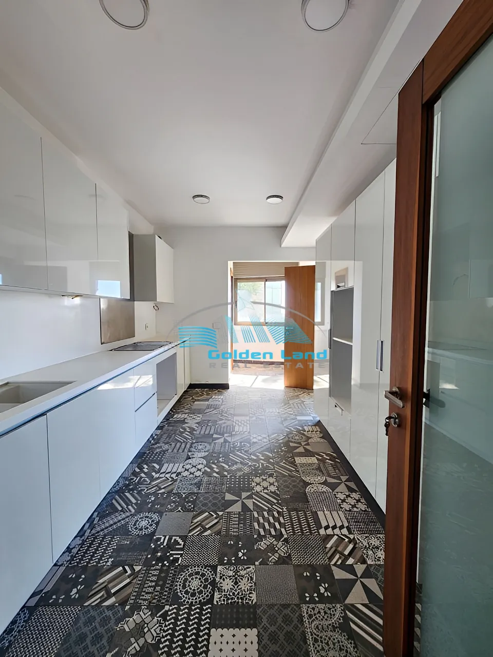 Apartment for Sale in Baabdat