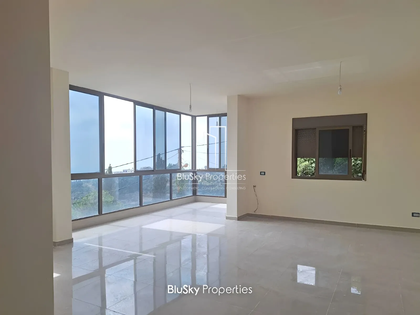 Apartment for Sale in Ghedress - 2 bed, 2 bath