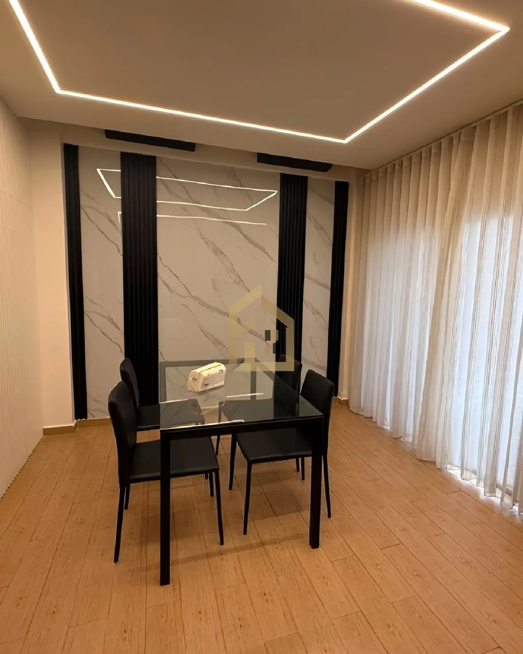 Apartment for rent in Achrafieh, Beirut, Lebanon - 2 bed, 2 bath