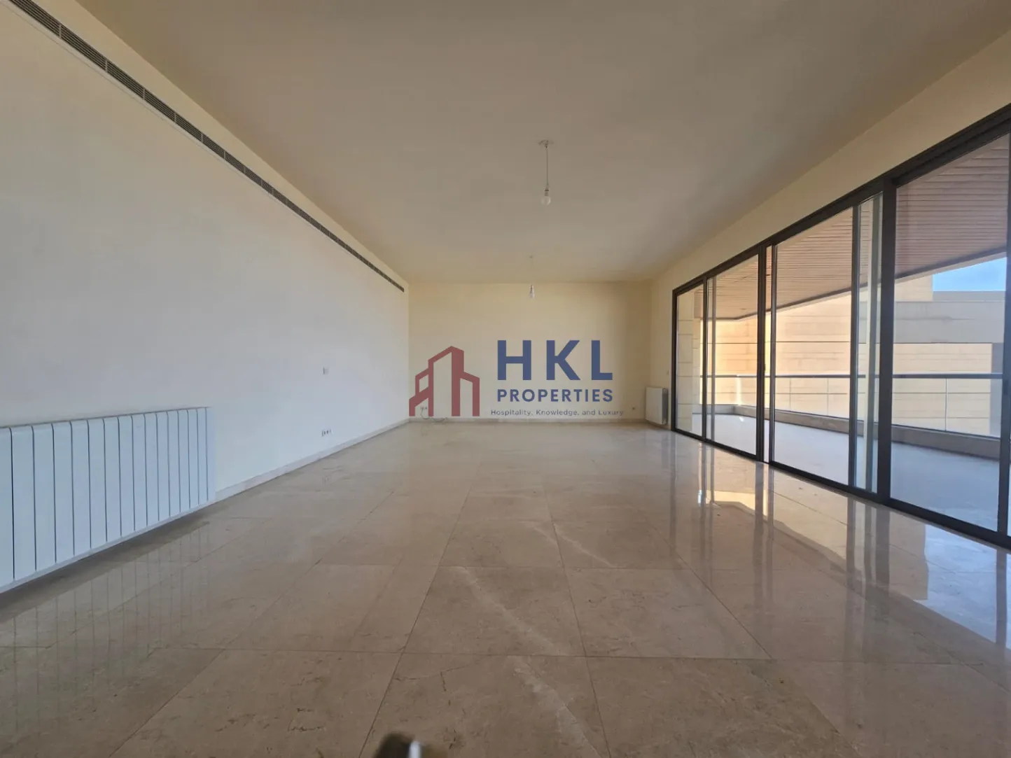 Apartment for rent in Achrafieh, Beirut, Lebanon - 4 bed, 4 bath