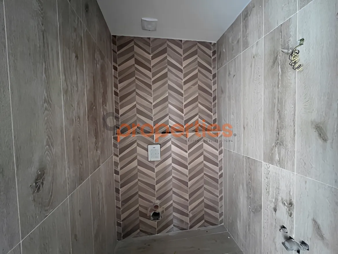 Apartment for Sale in Mar Roukouz - 3 bed, 4 bath