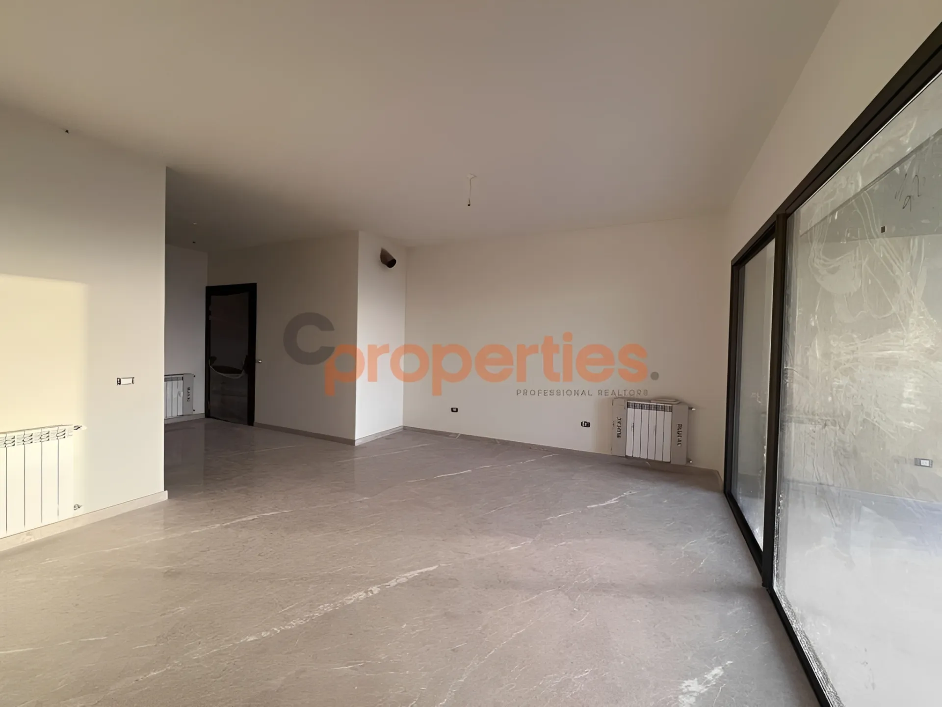 Apartment for Sale in Mar Roukoz - 3 bed, 4 bath