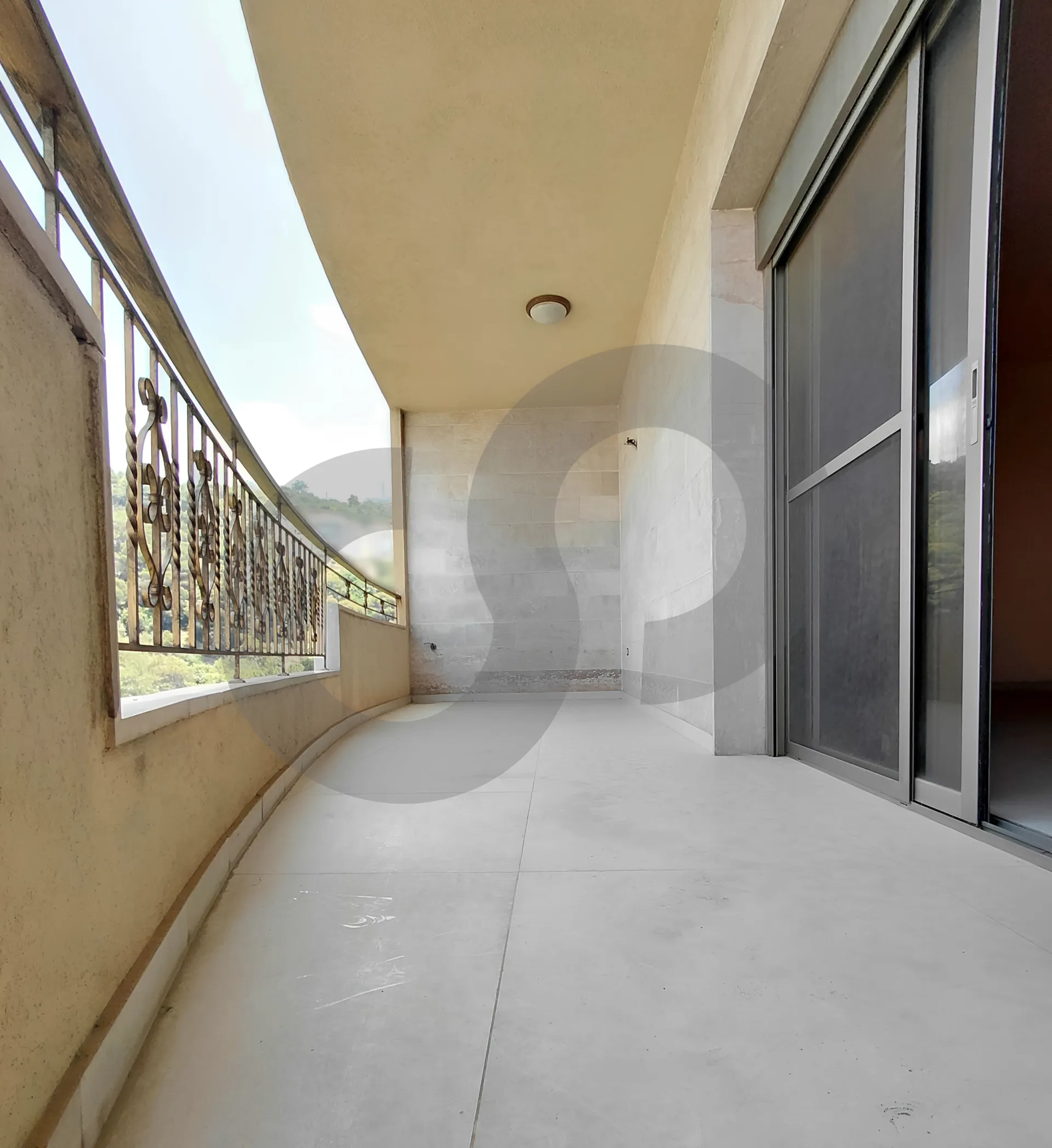 Apartment for Sale in Tilal Ain Saadeh - 3 bed, 3 bath