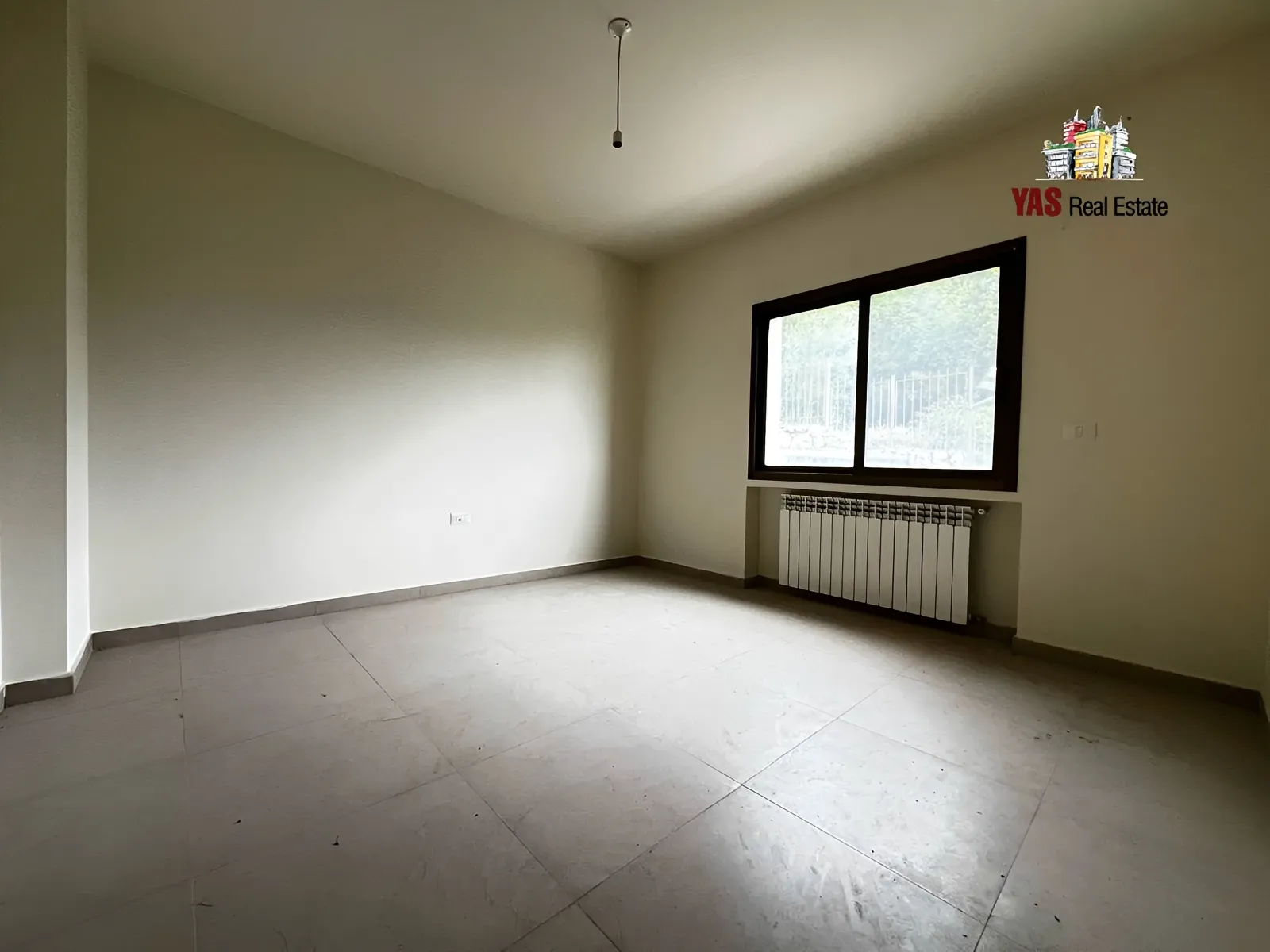 Apartment for Sale in Ballouneh