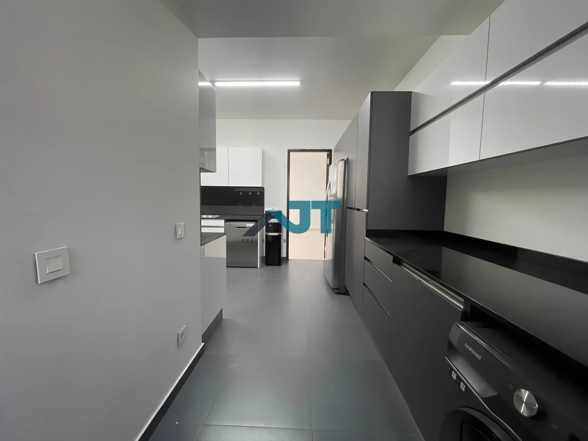 Apartment for Rent  in Nazareth - 3 bed, 4 bath