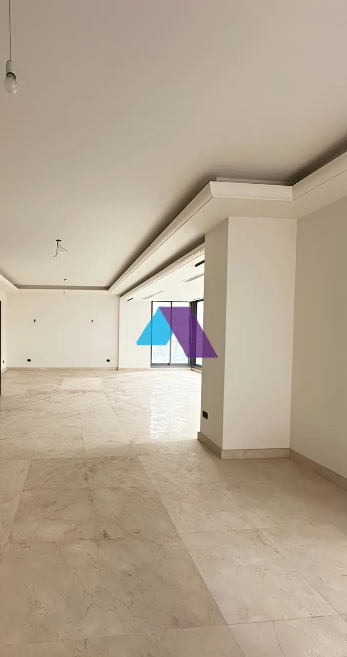 Apartment for sale in Ramlet El Baida, Beirut, Lebanon