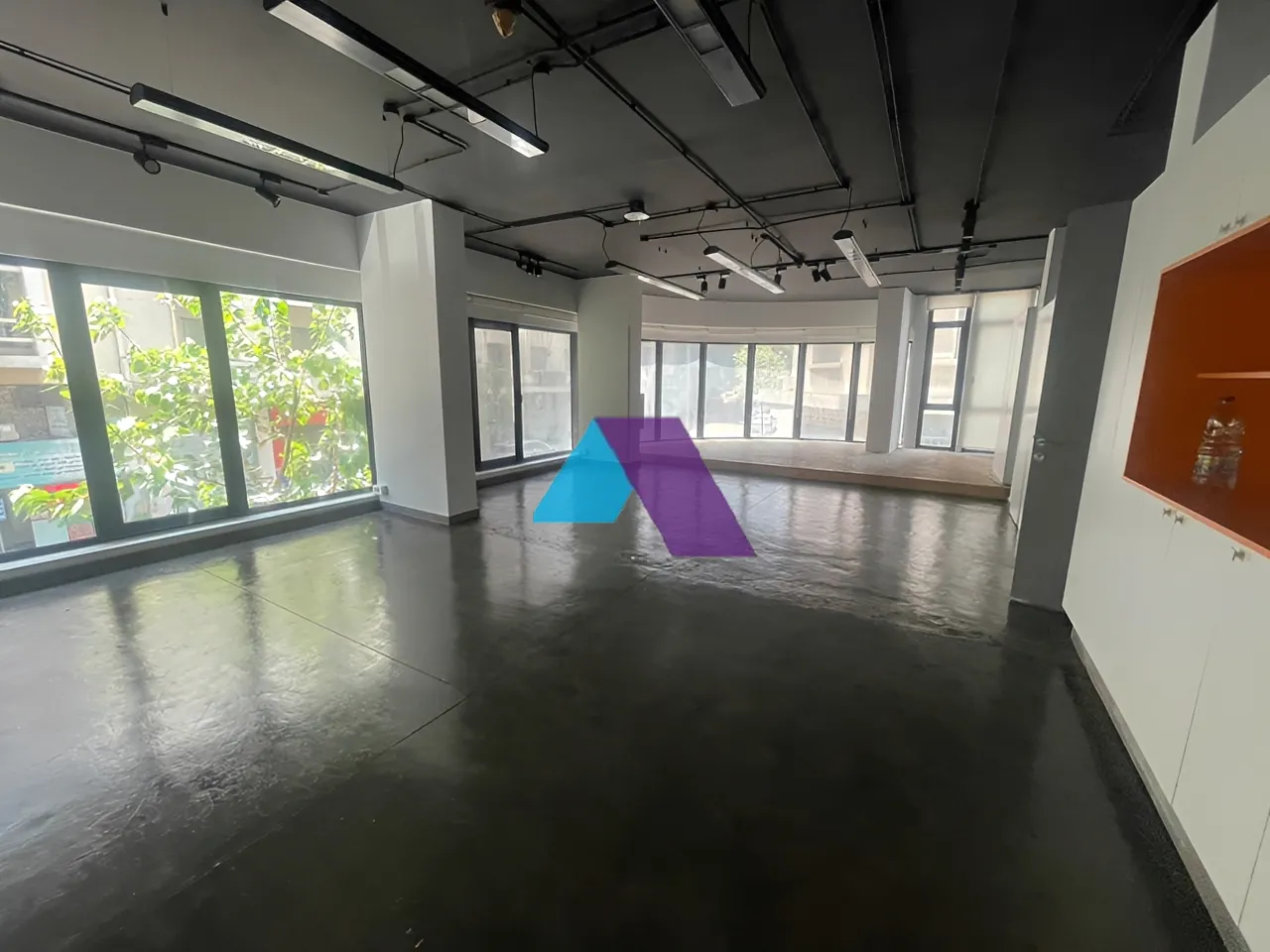 Office for rent in Saifi Village