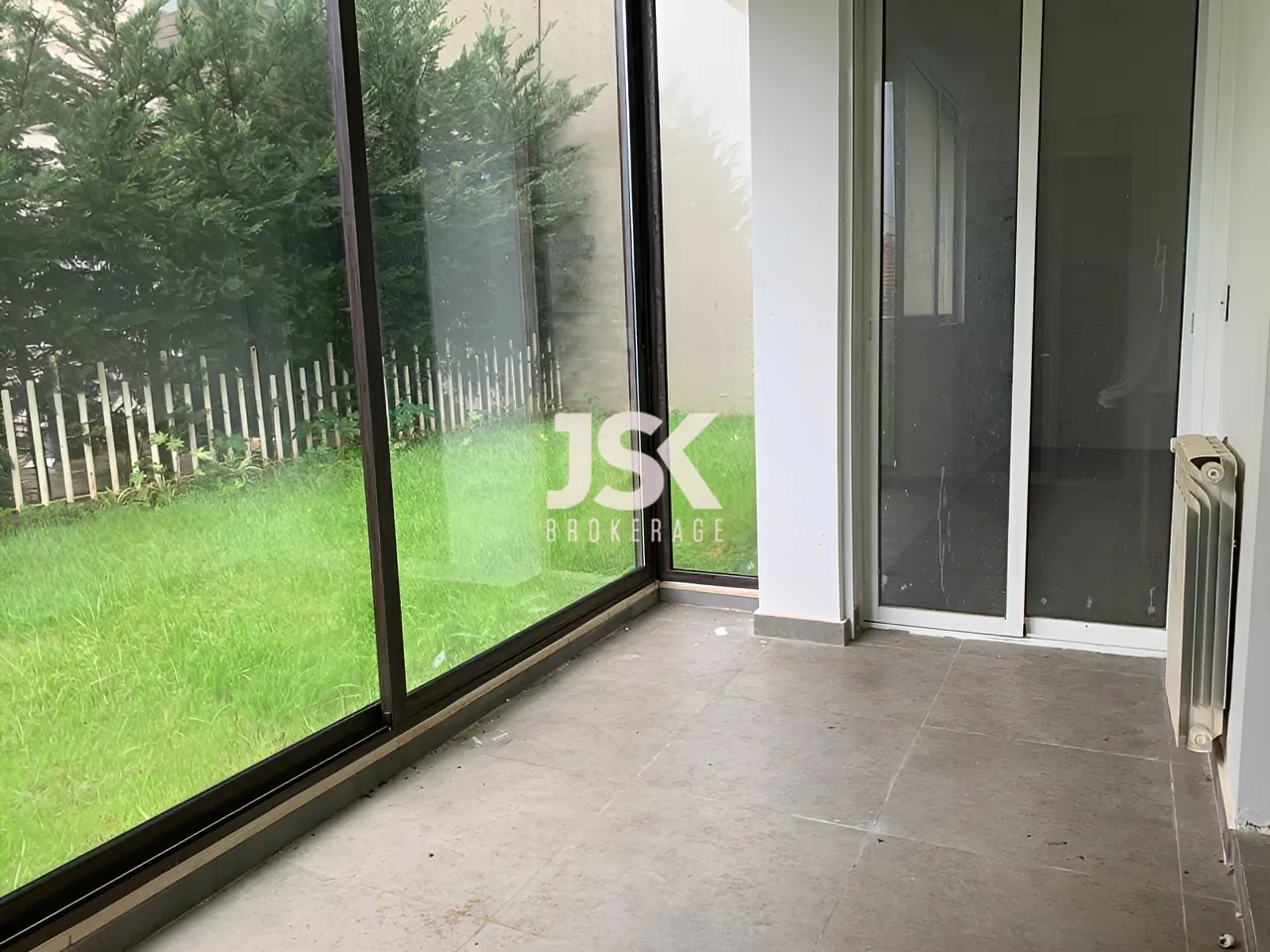 Apartment for Sale in Baabdat - 2 bed, 3 bath