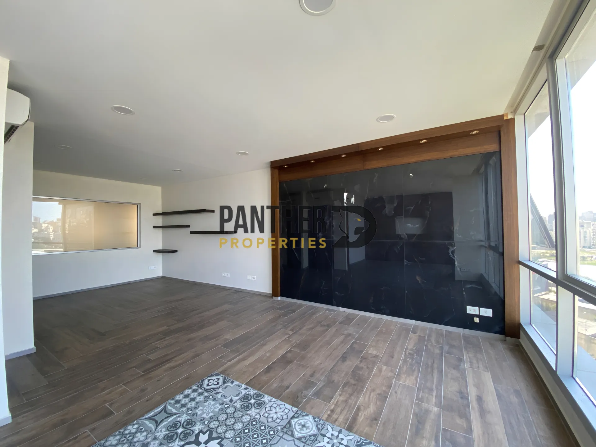 Office for rent in Horch tabet, lebanon
