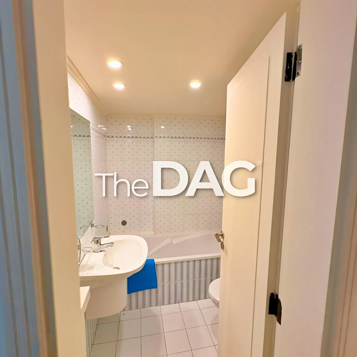 Apartment for rent in Caree d'or, Achrafieh